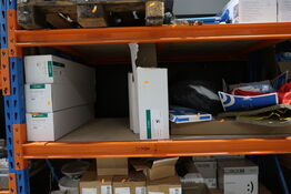 Hylde med div. Kopipapir IGEPA m.m.