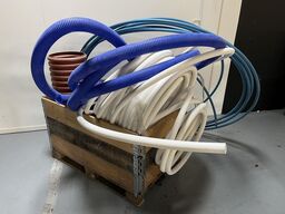 Palle med Assoreteret Plast Rør