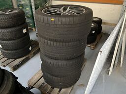 4. Stk. Dæk med AMG Alu fælge