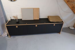 Køkkenbænk/element i egetræ og linoleum FORM PLUS+