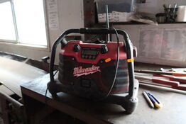 Arbejdsradio MILWAUKEE JSR 1218