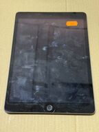 Ipad, APPLE A2604