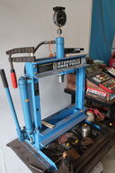 Hydraulisk presse 12 ton med udstyr