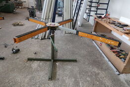 Værksteds karrusel med udtræksarme