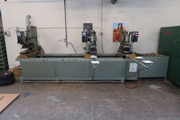 2 hovedet hjørne svejser, Urban AKS 4210