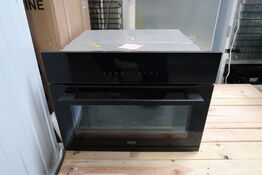 Mikrobølgeovn AEG KME761000B