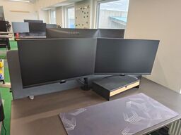To Benq skærme på stativ 27"