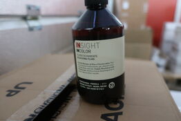 72 stk. 260 ml. hårafblegning INSIGHT INCOLOR 