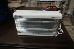 Uv-fælde MORTALIN CHAMELEON 2X2