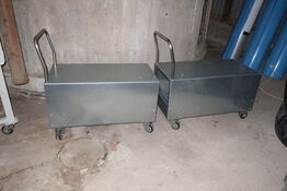 2 stk. stålvogne 