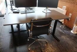 Elhæve/sænkebord HOLMRIS B8 - 160x80 cm inkl. kontorstol