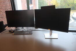 2 stk. 27" DELL skærme samt dockingstation og tastatur