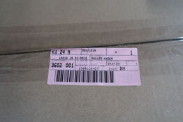 Kasse med indhold (ubrugt i original emballage)