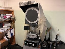 Profilprojektor NIKON V12