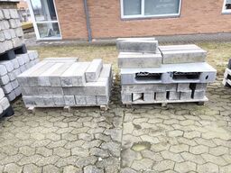 2 paller med betonblokke
