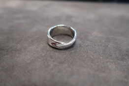 Simply Sparkle Twist Ring Str. S