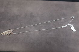 Icicle Icicle Stateent Necklace Rose XX