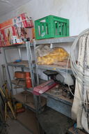 2 stk. lagerreoler med div. Varelager og reservedele