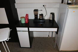 Bord med kaffemaskine MOCCA MASTER