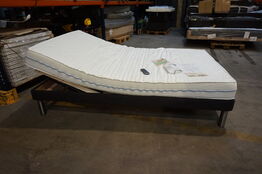 Vega Elevationsseng med Supportho Comfort madras 120x200 cm 