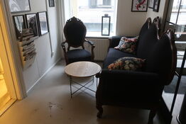 Sofa, stol samt bord