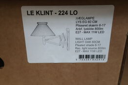 Væglampe LE KLINT Lys eg 60 cm. 224LO