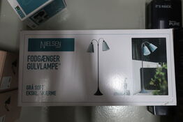 Gulvlampe NIELSEN LIGHT Fodgænger