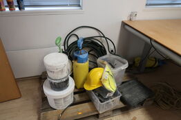 Div. Redskaber: Maling, sprøjter mv.  FLÜGGER/ GARDEN Model: Highfinish