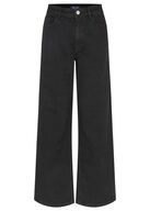 Nicette BAUM UND PFERDGARTEN Str.: 40