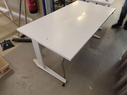 El hæve/sænke skrivebord