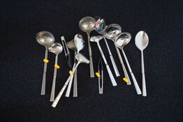 Diverse køkkenredskaber 