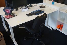 Hæve/sænkebord inkl. stol
