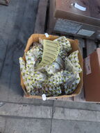 Kasse med diverse kobberfittings