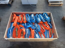 Palle med diverse stropper