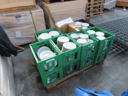 Ca 750 dele af tallerkener, kopper mv. ROYAL COPENHAGEN