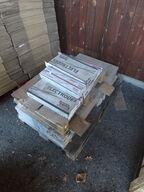 Palle med diverse fliser samt svejseelektroder