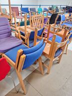 12 stole, assorterede