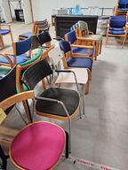 9 stole, assorterede