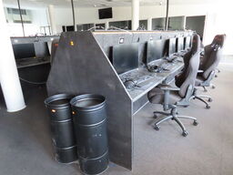 GAMERBORD - KAN FØRST AFHENTES FRA KL. 13:00 og til 15:00