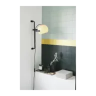 Halo design d.c væglampe long opalic med sort eg(ubrugt)