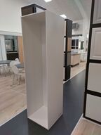 4 stk. usamlet højskabe H: 182,4 x B: 50 x D: 58,1 cm uden låger.