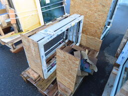 Parti vinduesrammer med glas