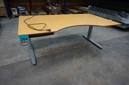 Elektrisk hæve/sænke skrivebord 