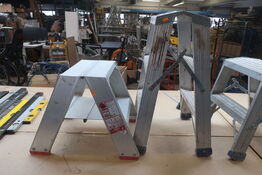 2 stk. stiger MATERIELHUSET og JUMBO