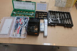 Bor, hængselsringe og dyvler