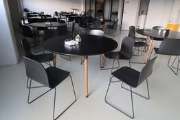 Mødebord med 6 stk. mødestole