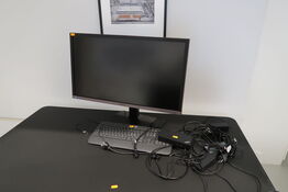 Computerskærm SAMSUNG U28E850R, dockingstation LENOVO Thinkpad, tastatur