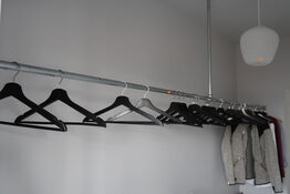 Tøjstativ med div. Bøjler