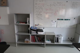 Reolsystem MUUTO Stacked uden indhold