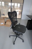 Kontorstol HERMAN MILLER Mirra 2